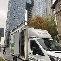 Выездной магазин дверей Line Doors