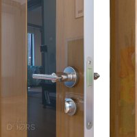 Дверь межкомнатная DO-504 Анегри темный/стекло Черное