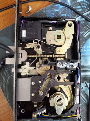 Электронный гостиничный замок HSU-9960-TH