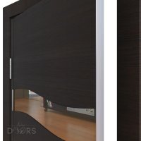 Дверь межкомнатная DO-503 Венге горизонтальный/зеркало Бронза