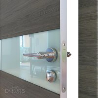 Дверь межкомнатная DO-509 Ольха темная/стекло Белое