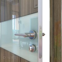 Дверь межкомнатная DO-501 Сосна глянец/стекло Белое